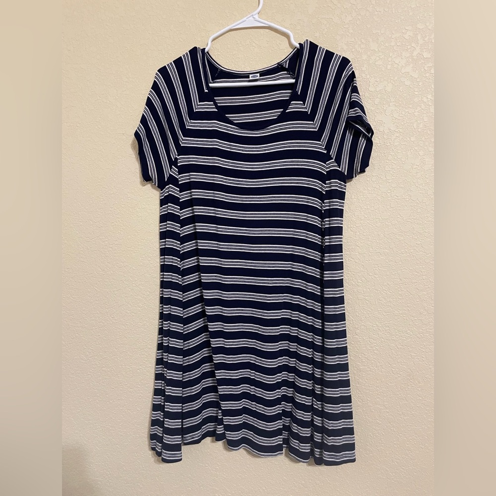 Size L Old Navy Striped Cotton Dresss